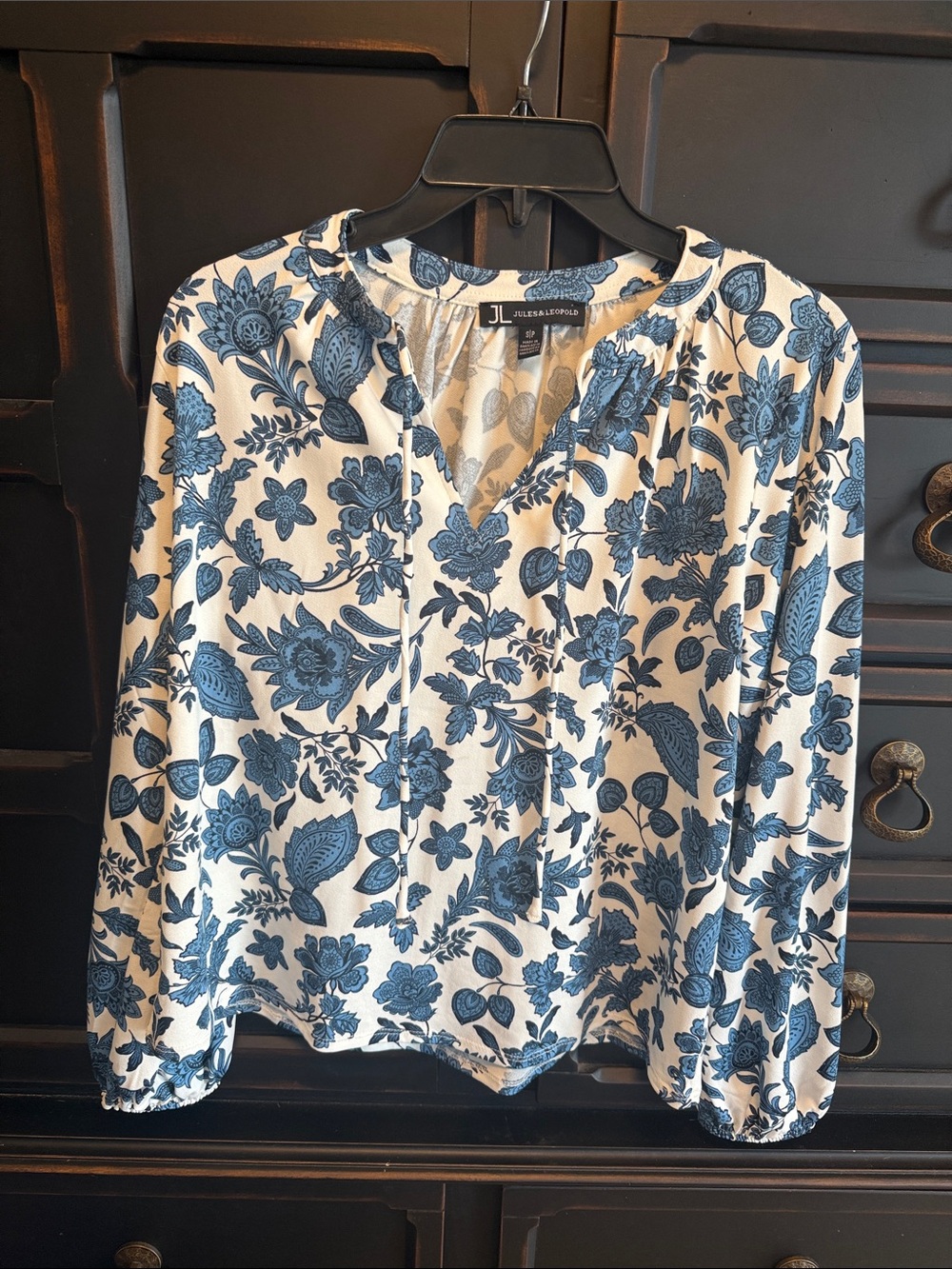Jules & Leopold White Blouse with Blue Floral Print and Tie Neck